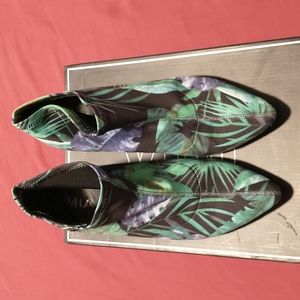 Mia booties